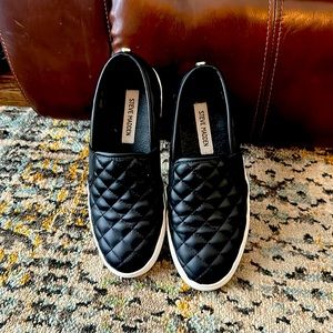 Women’s Steve Madden black slip on sneakers